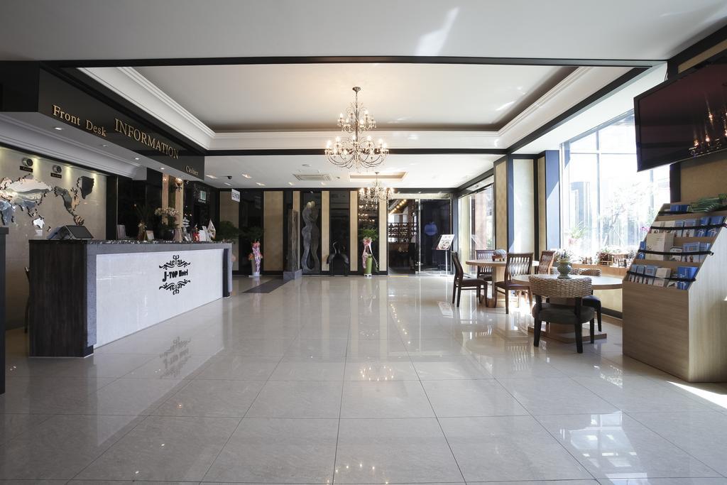 J-Top Hotel Siheung Екстер'єр фото